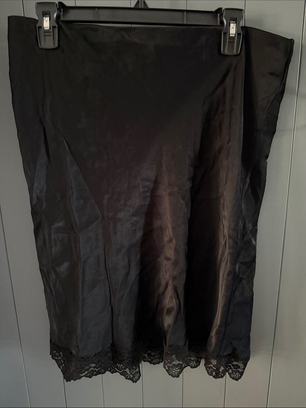 Satin Black Lace Hem Women's Skirt